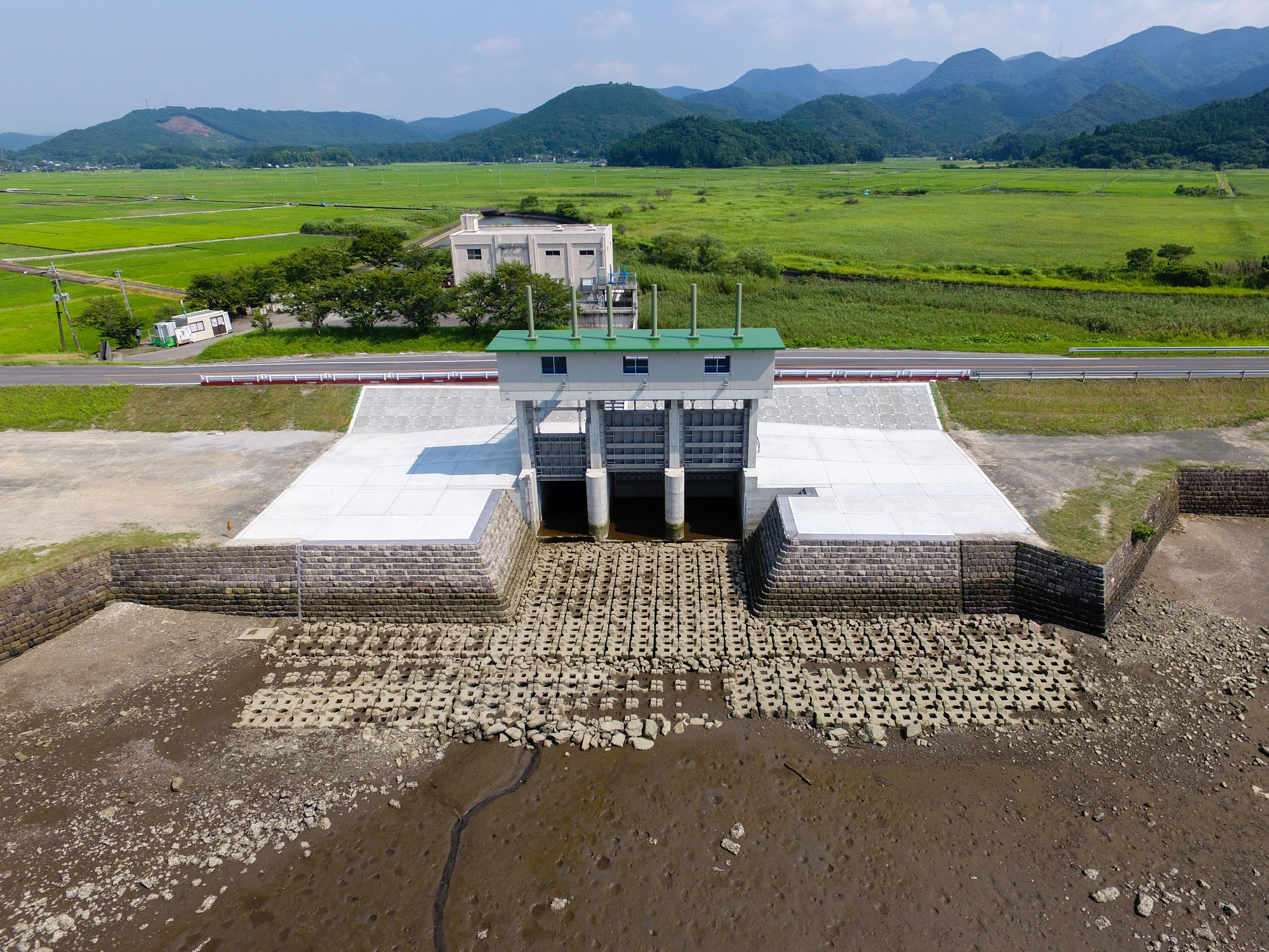 長崎樋門改修工事