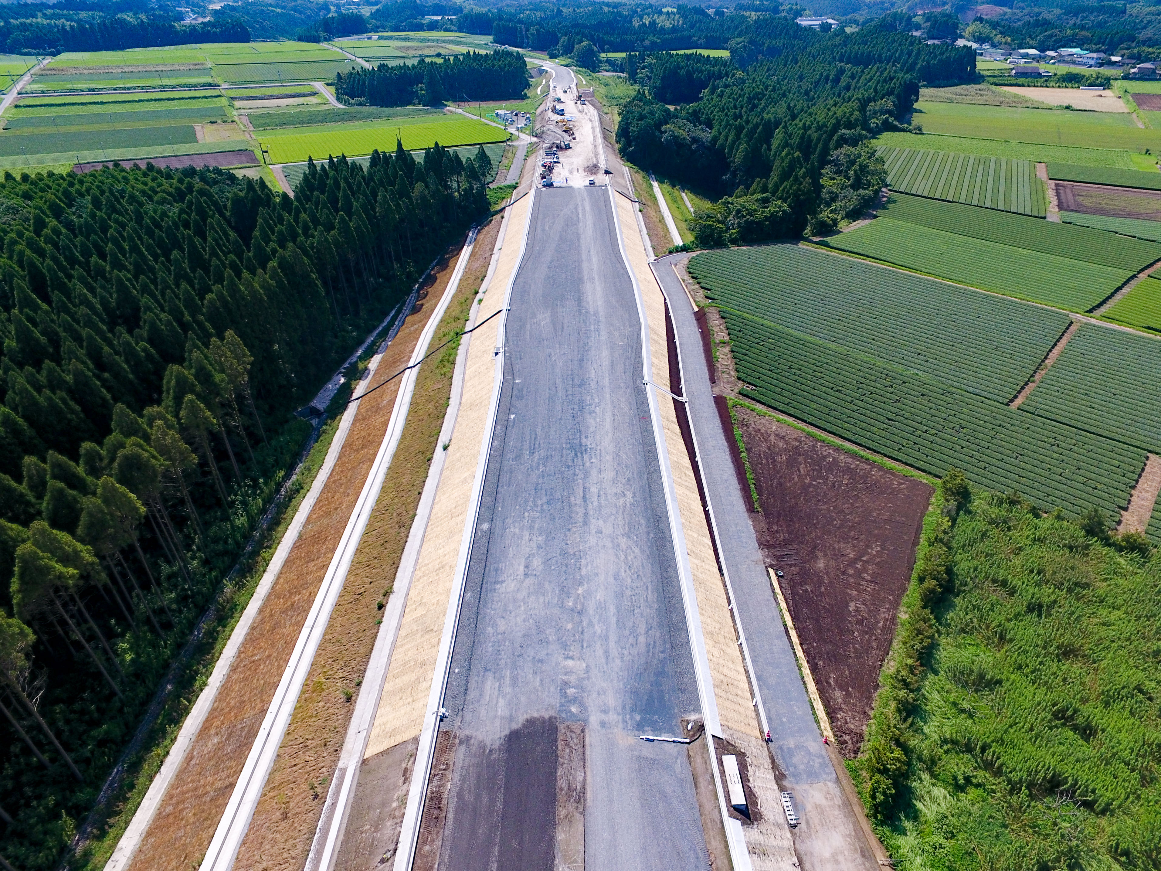 道路改築工事（有明道路28-30工区）