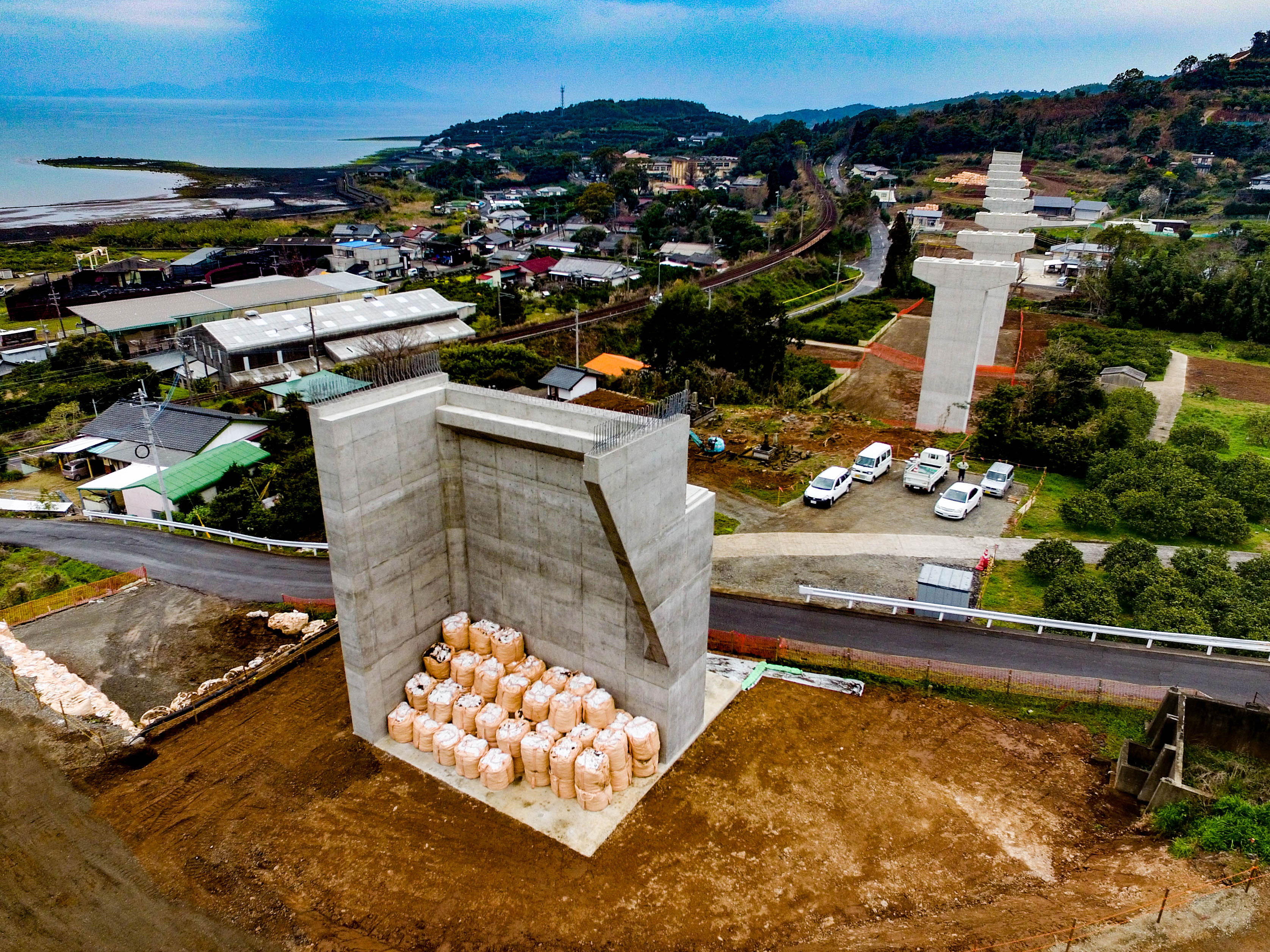 鹿児島３号前田川橋下部工（A2）工事