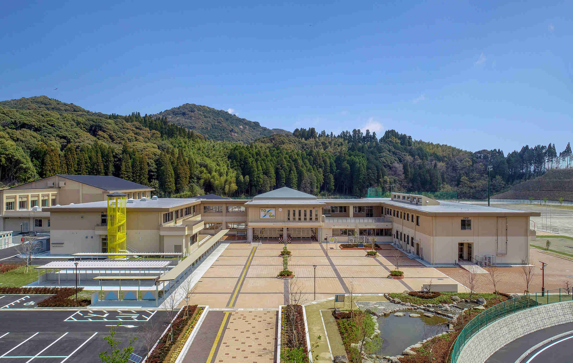 薩摩川内市立　東郷学園義務教育学校管理中学校棟新築（建築）工事