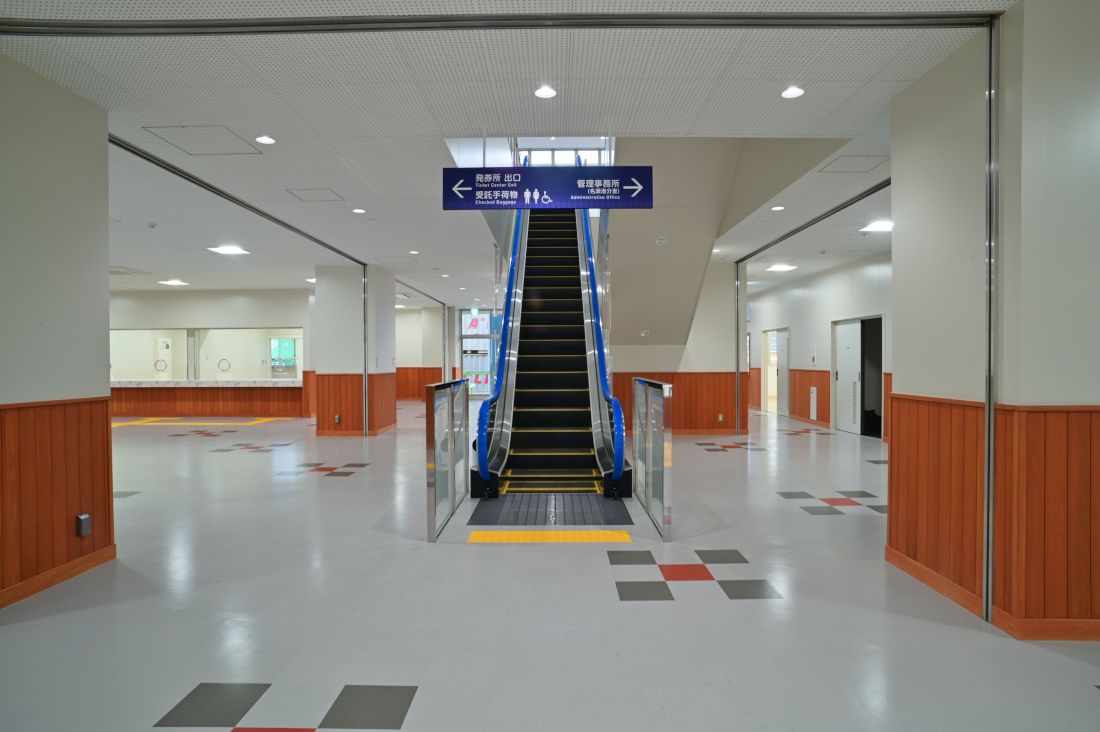 名瀬港（本港地区）整備（起債）旅客上屋新築工事（建築，債務）